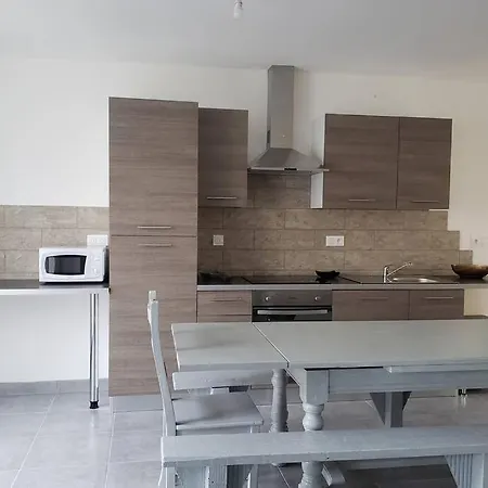 Maison Chaleureuse Avec Parking Gratuit Sur Place Saint-Romain-sur-Cher Esterno foto